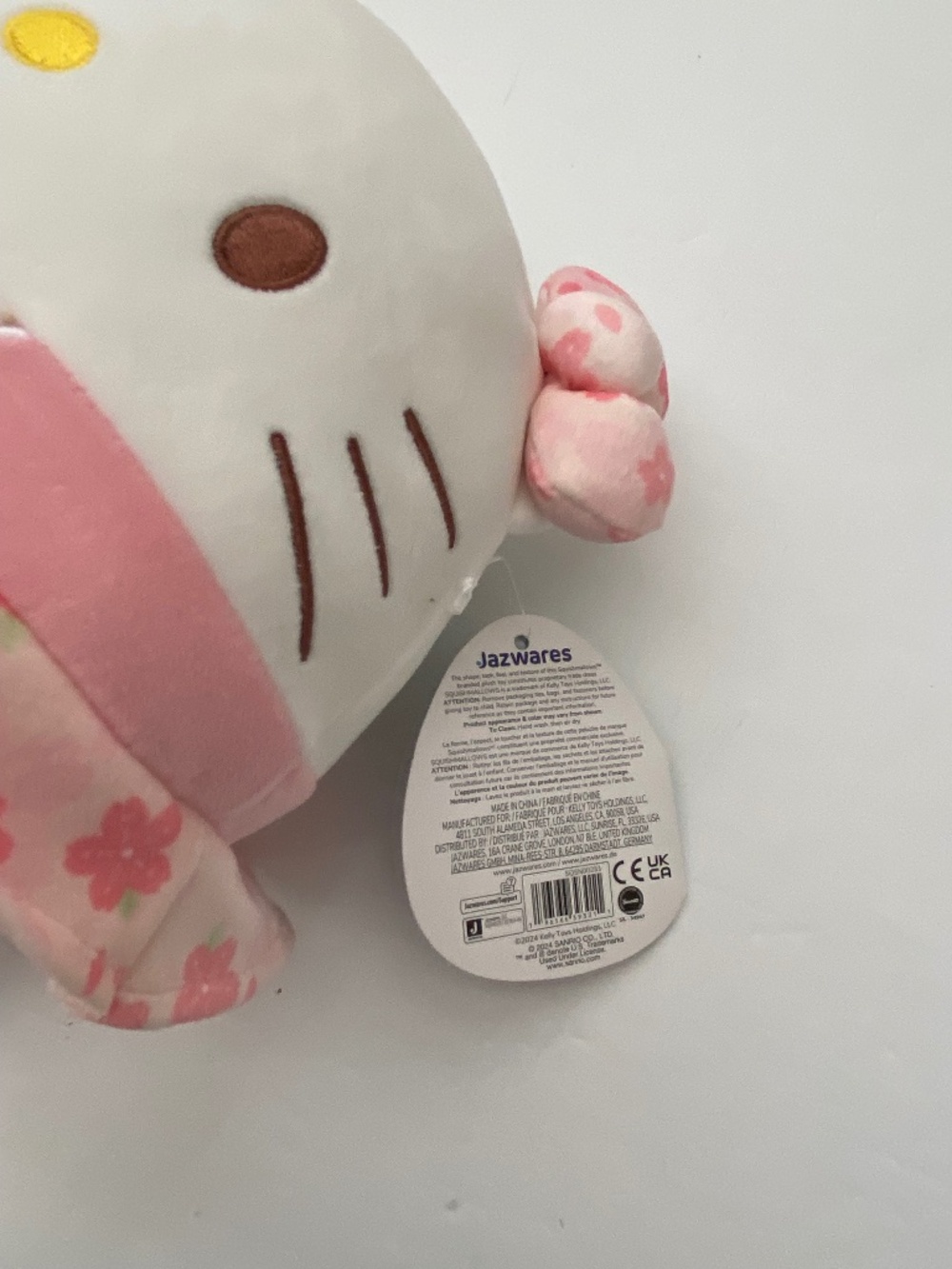 NEW HELLO KITTY Squishmallows - Picture 7 of 10